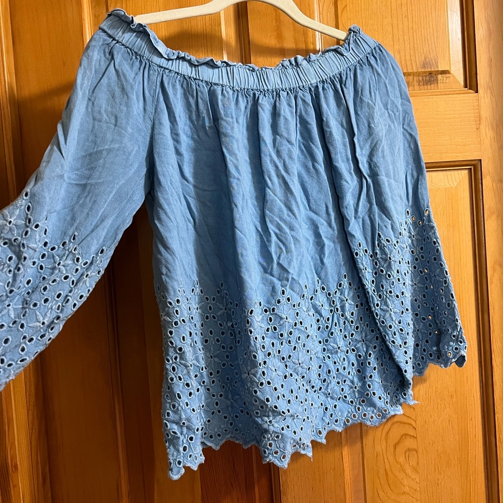 Style envy off shoulder S top